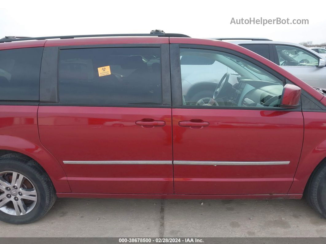 2010 Dodge Grand Caravan Crew Red vin: 2D4RN6DX0AR372712