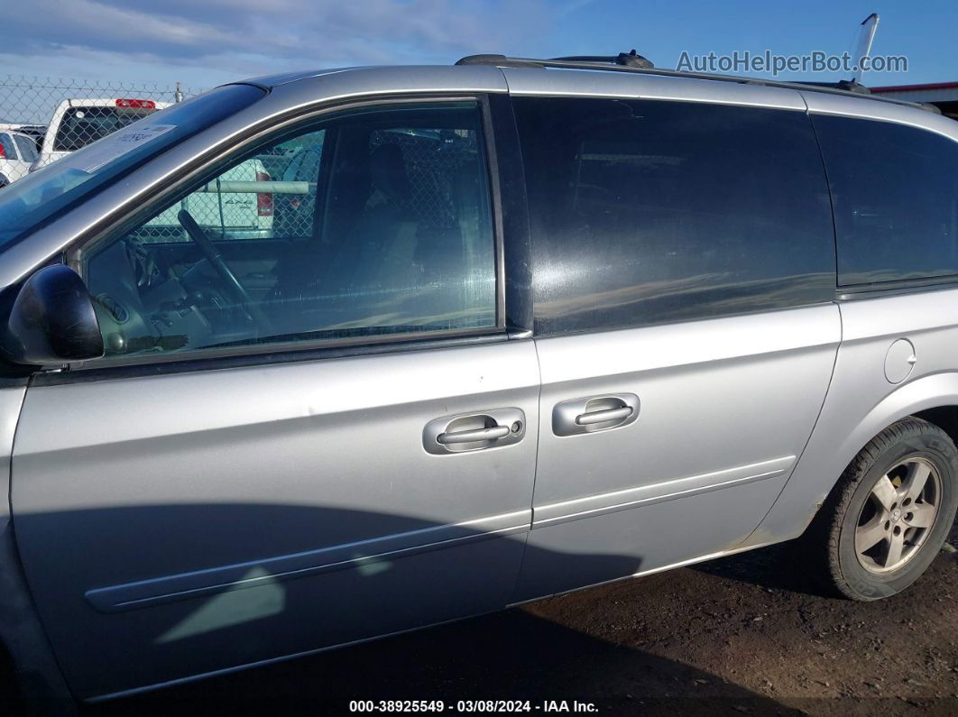 2005 Dodge Grand Caravan Sxt Silver vin: 2D8GP44L45R244691