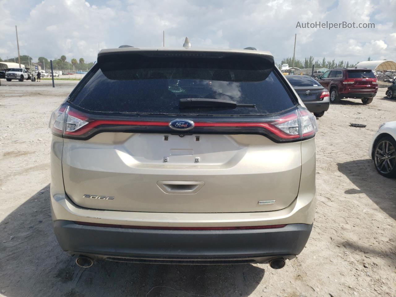 2018 Ford Edge Se Beige vin: 2FMPK3G9XJBB11973