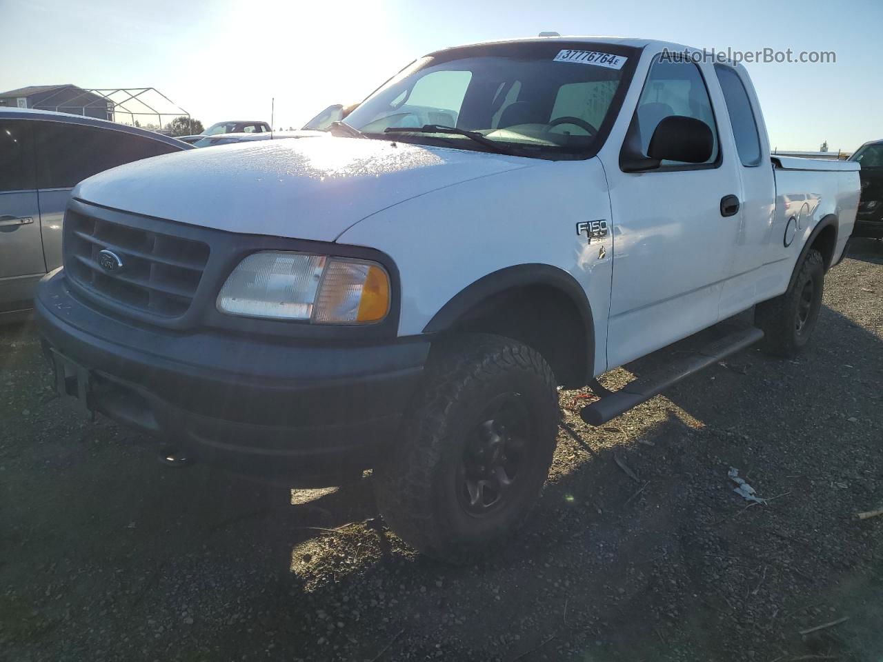 2001 Ford F150  Белый vin: 2FTPX18ZX1CA87371