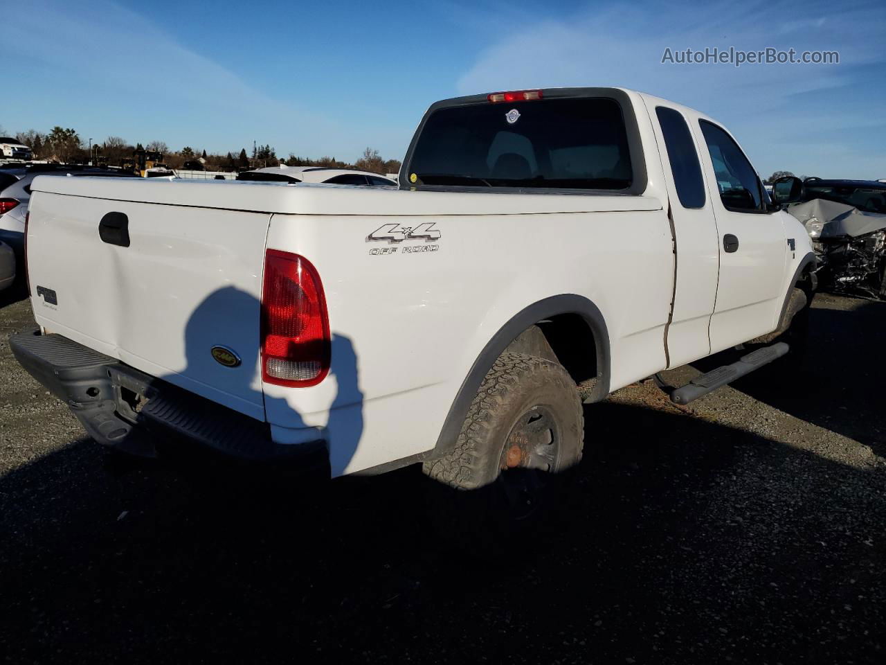 2001 Ford F150  White vin: 2FTPX18ZX1CA87371