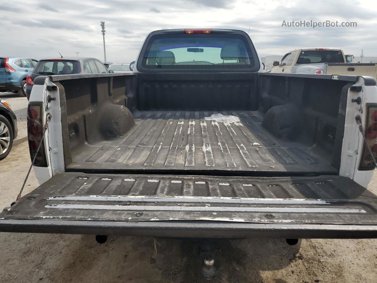 2003 Ford F150  White vin: 2FTRF17233CB12131