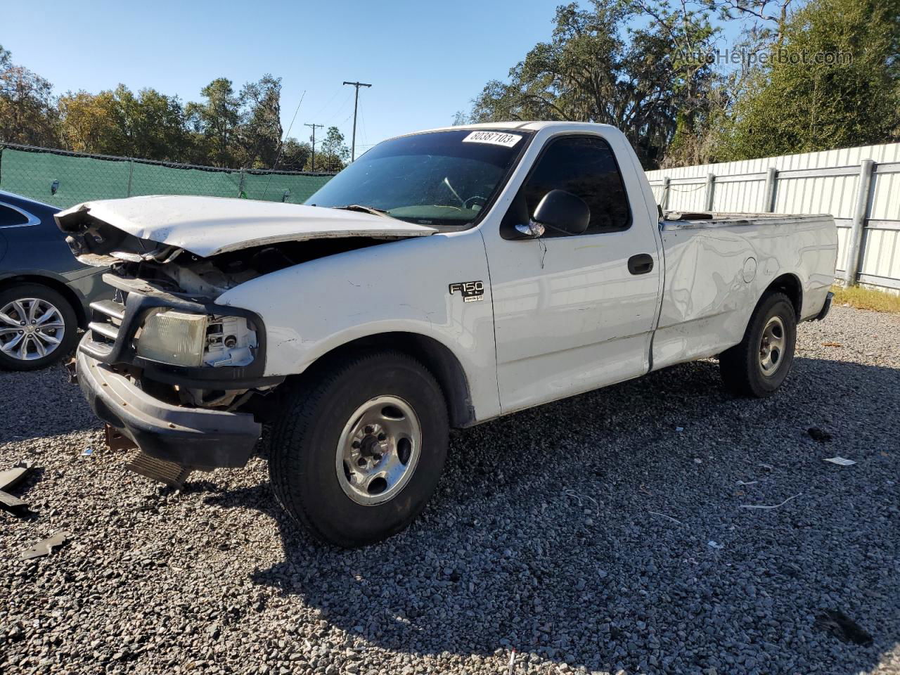 2003 Ford F150  White vin: 2FTRF17W03CA10739