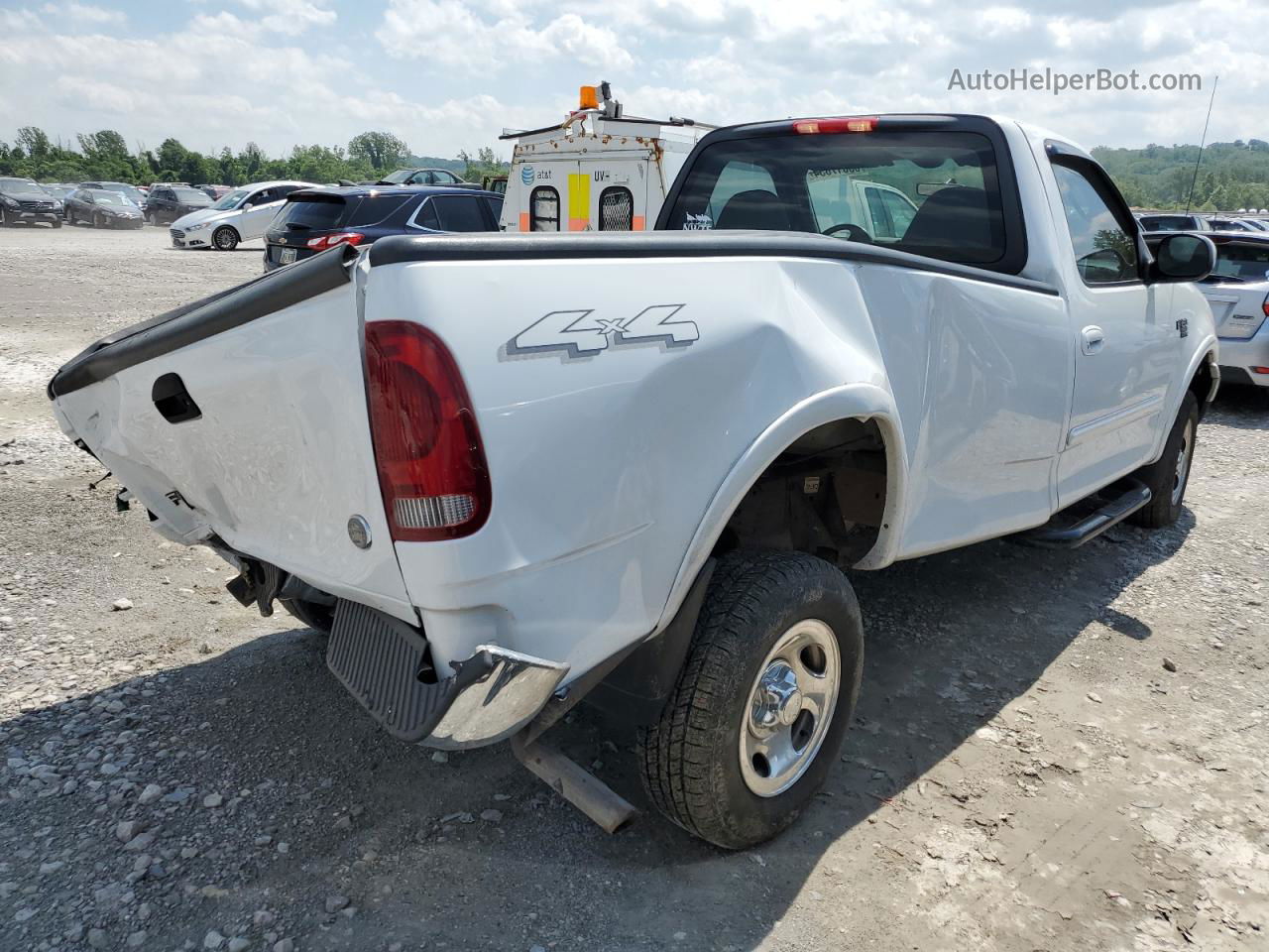 2003 Ford F150  White vin: 2FTRF18L13CB09221