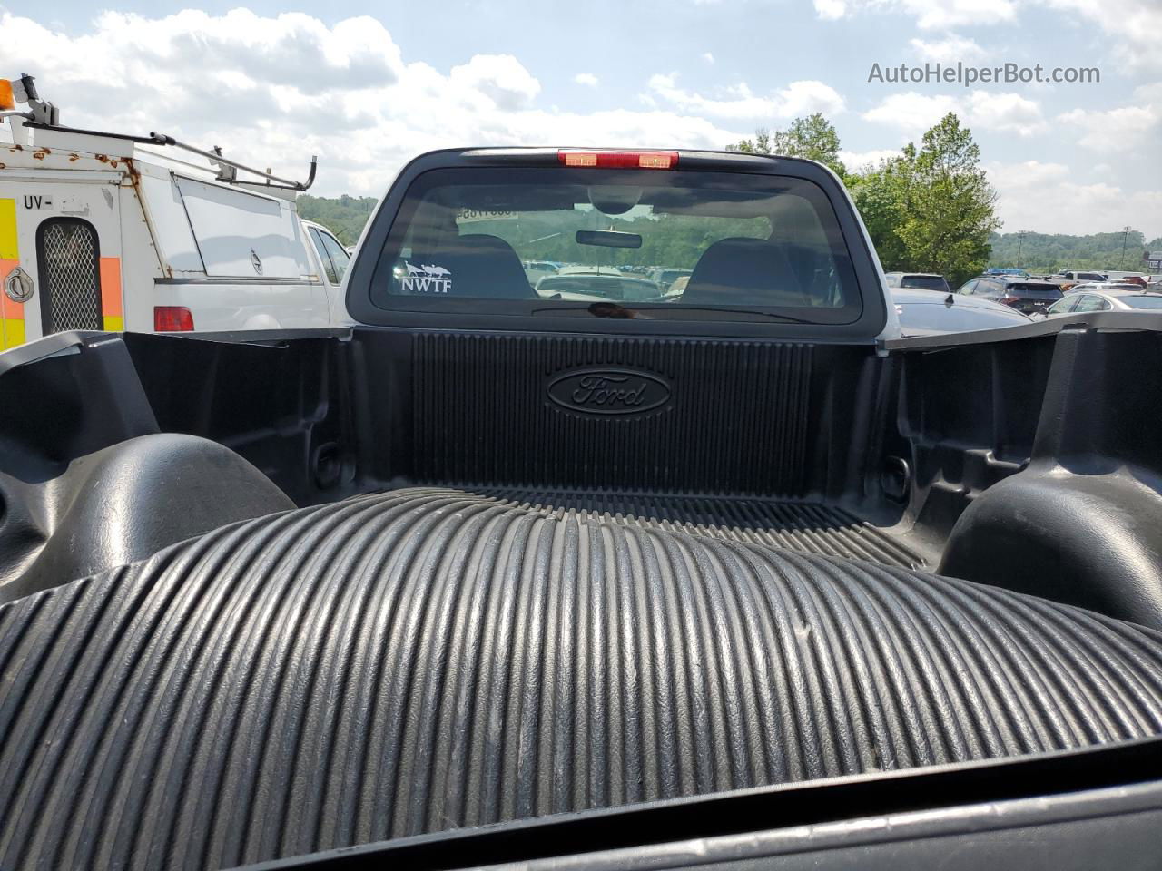 2003 Ford F150  White vin: 2FTRF18L13CB09221