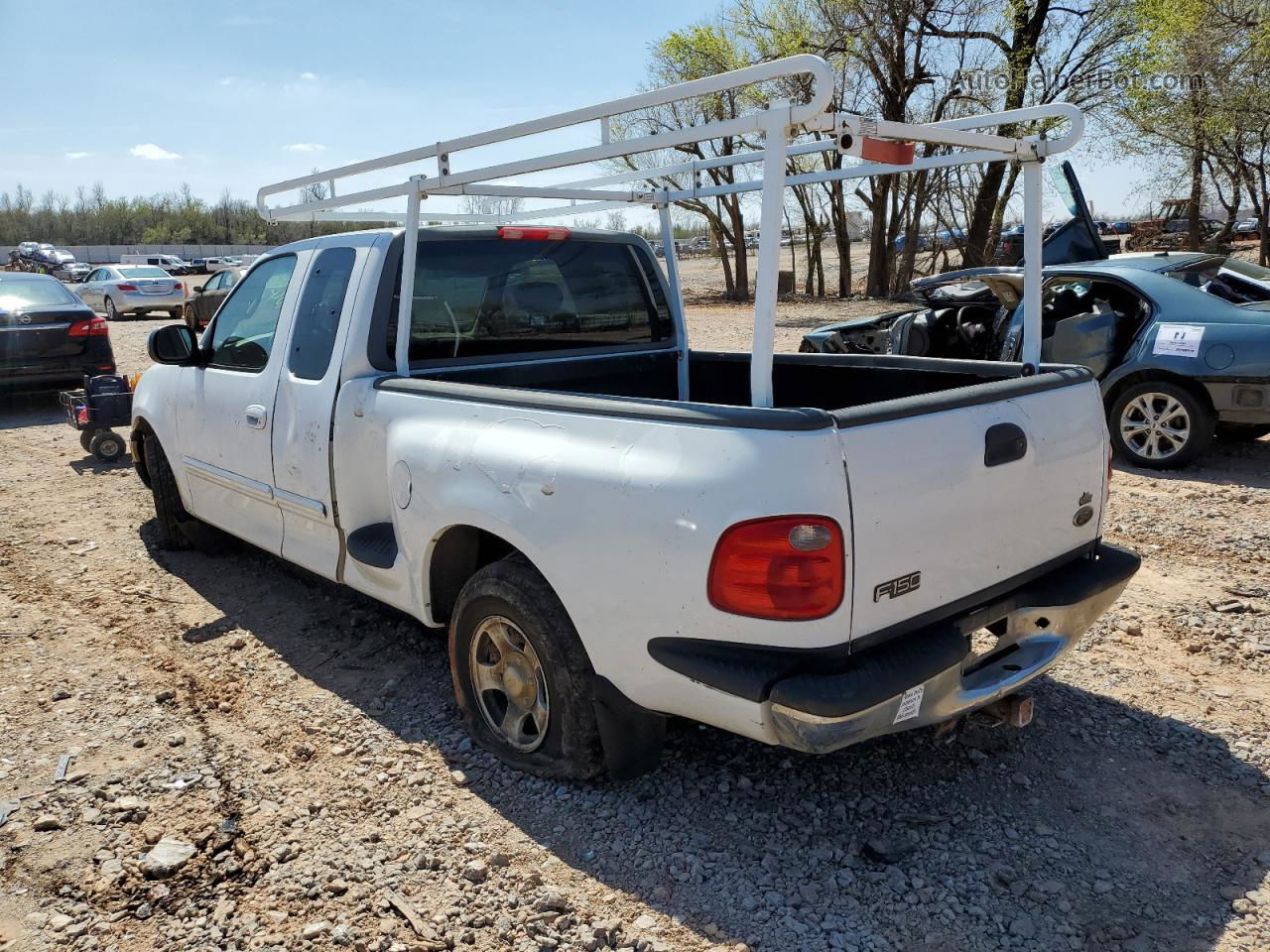 2001 Ford F150  White vin: 2FTRX07LX1CA91551