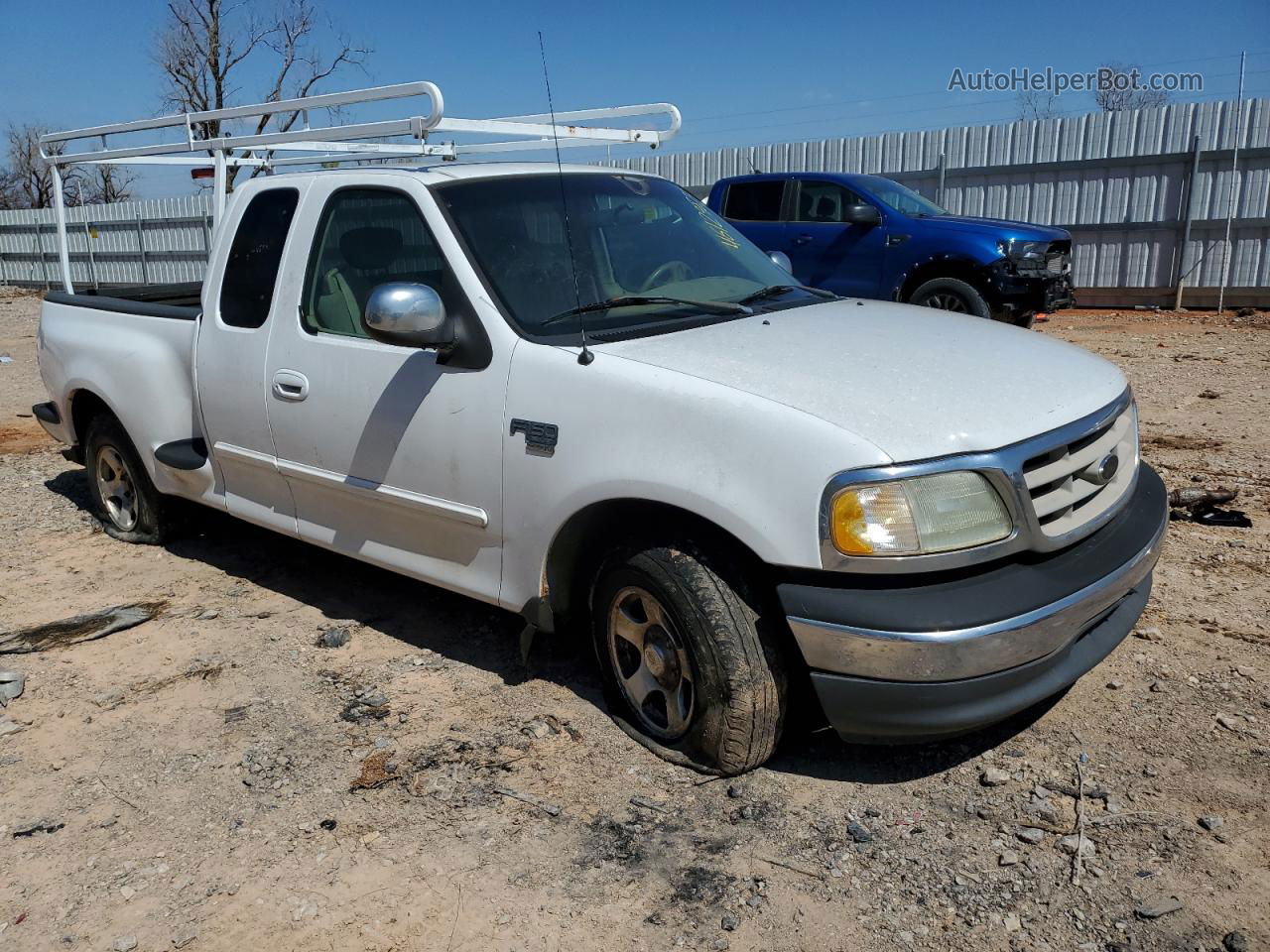 2001 Ford F150  White vin: 2FTRX07LX1CA91551