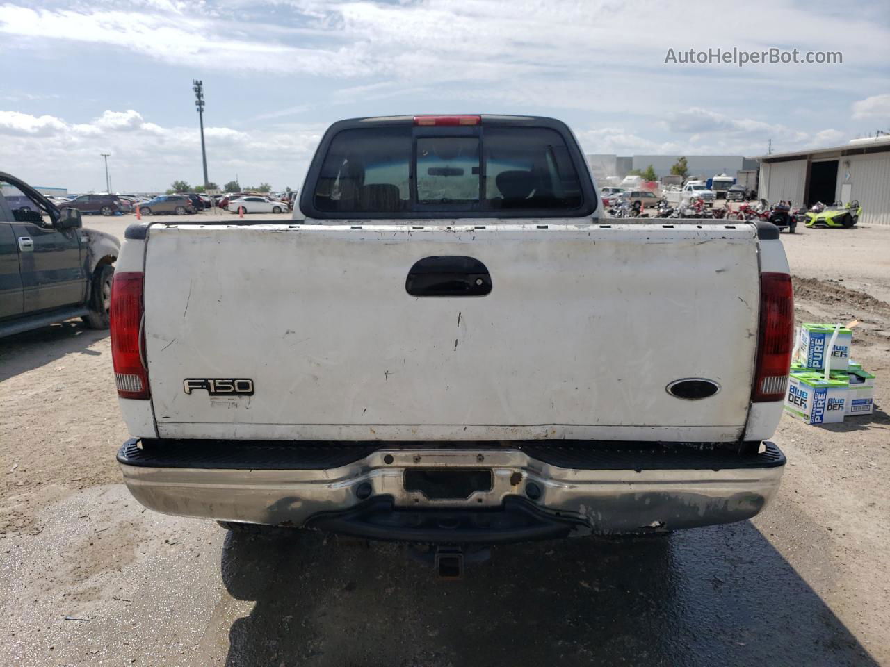 2003 Ford F150  White vin: 2FTRX18L83CA20498