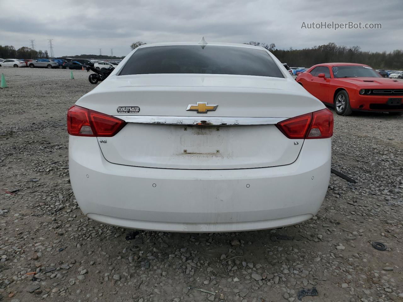 2017 Chevrolet Impala Lt White vin: 2G1105S30H9104944