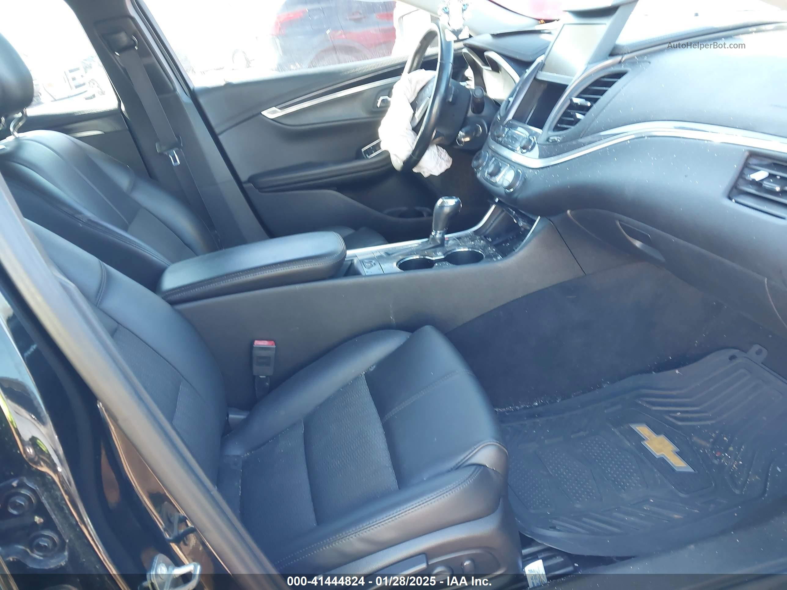 2017 Chevrolet Impala 1lt Black vin: 2G1105S30H9164769