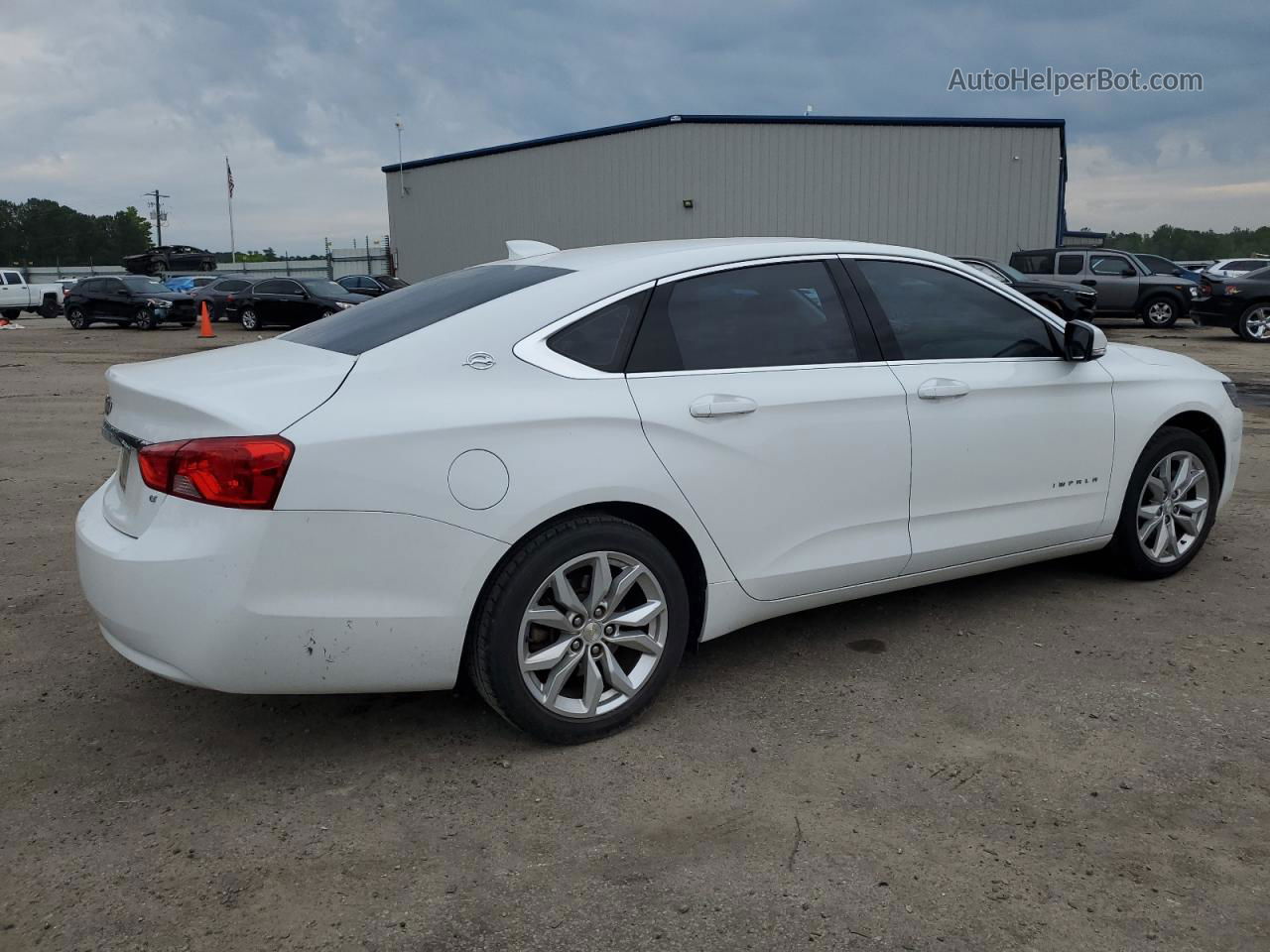 2017 Chevrolet Impala Lt White vin: 2G1105S34H9105160