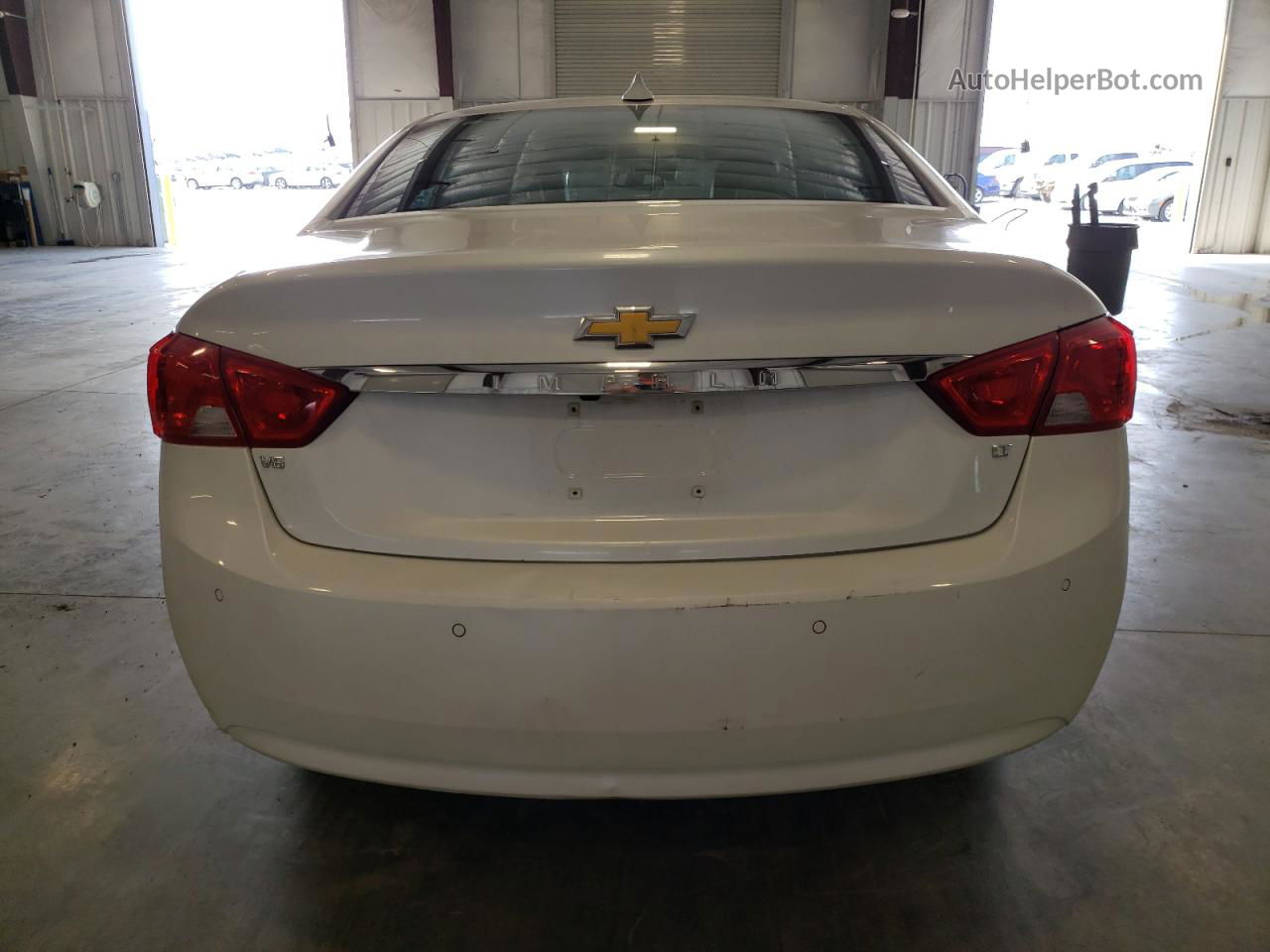 2017 Chevrolet Impala Lt White vin: 2G1105S34H9181655