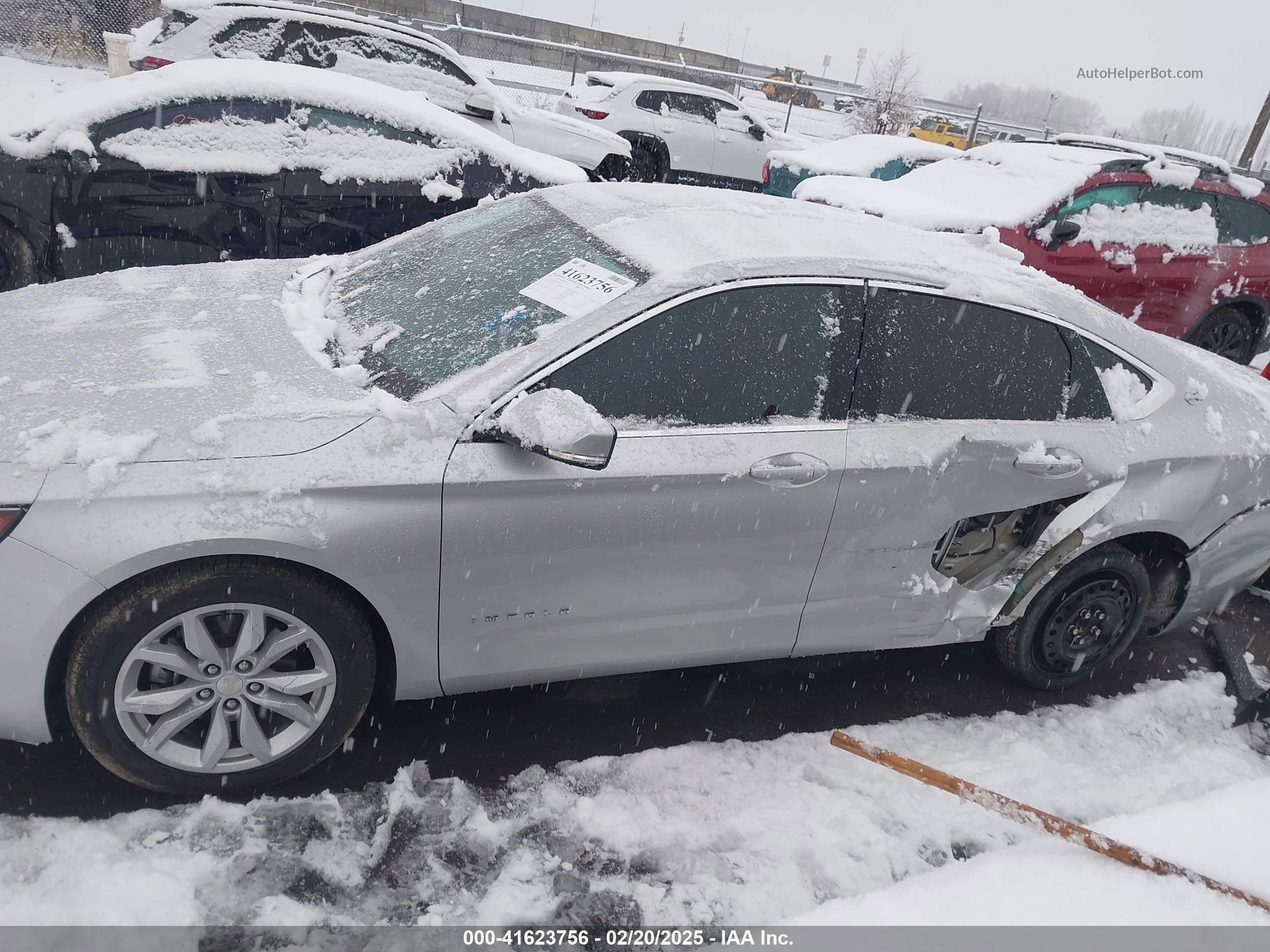 2017 Chevrolet Impala 1lt Серый vin: 2G1105S39H9104215
