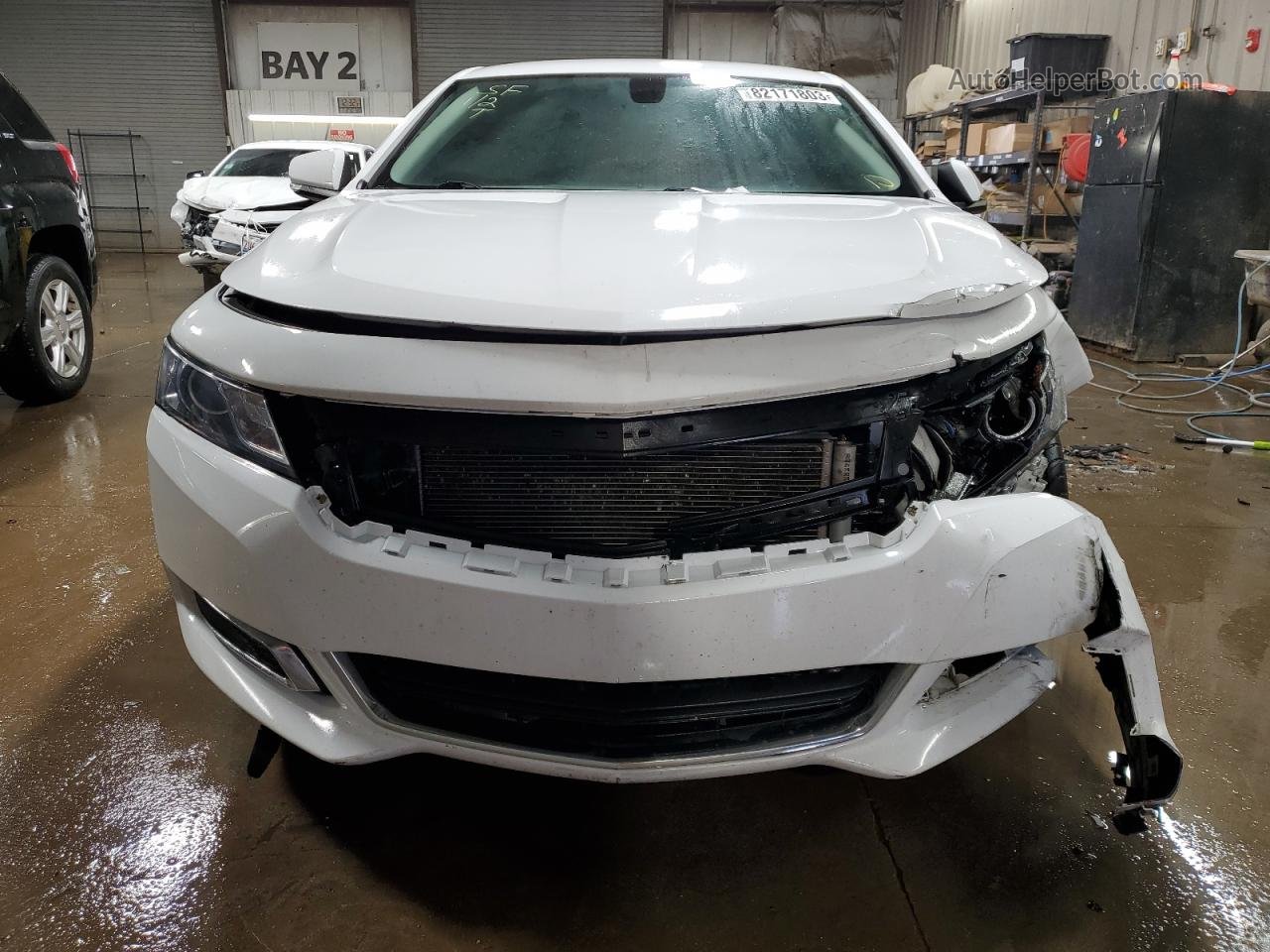 2017 Chevrolet Impala Lt Белый vin: 2G1105S3XH9116969