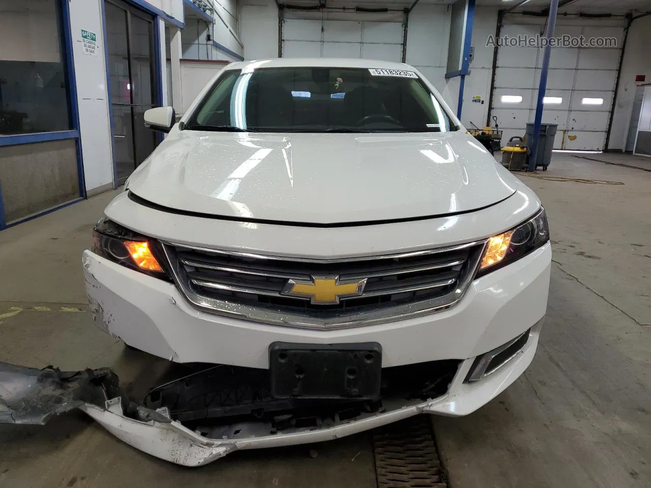 2017 Chevrolet Impala Lt White vin: 2G1105SA1H9152015