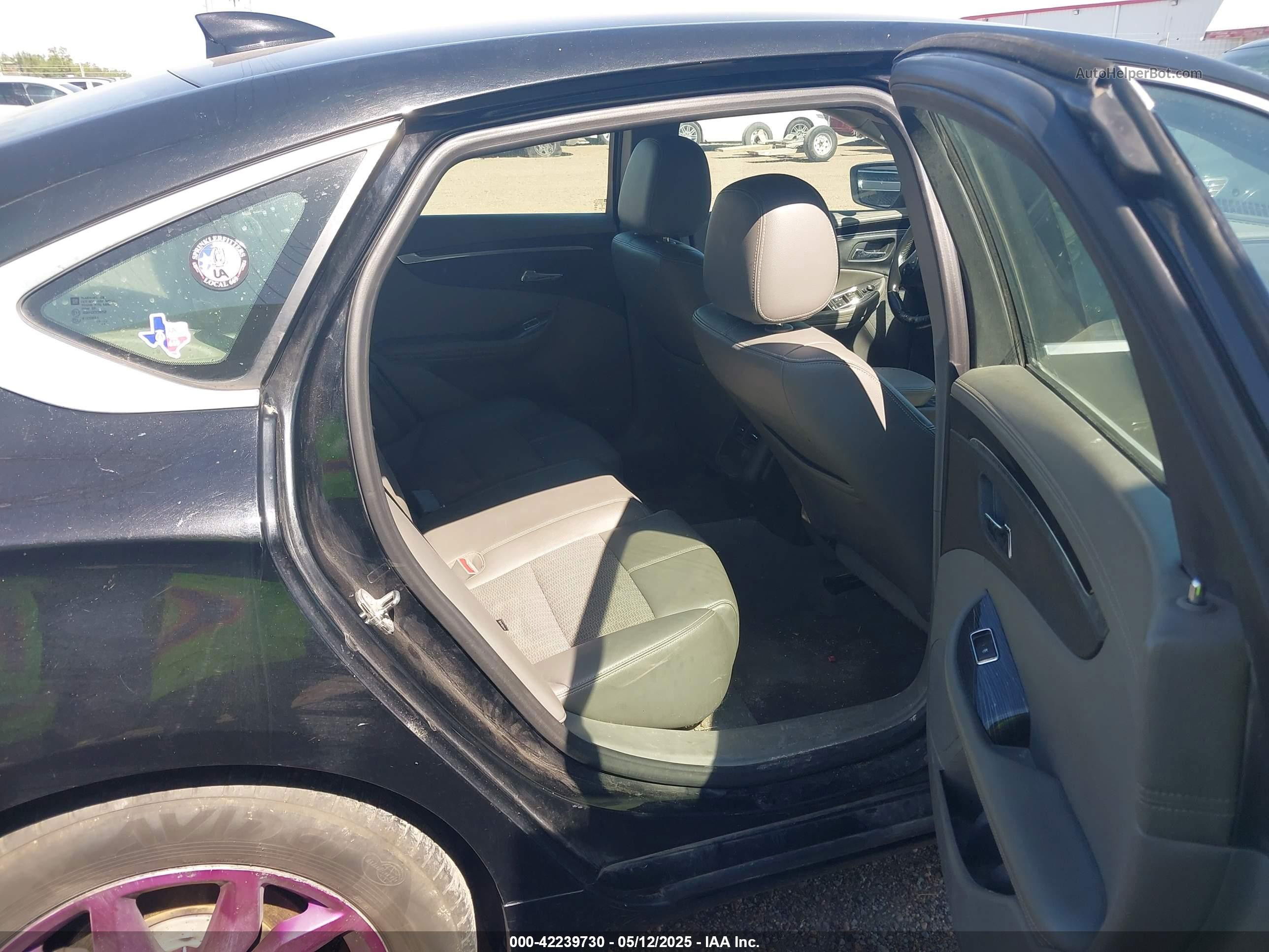 2017 Chevrolet Impala 1lt Black vin: 2G1105SA2H9153643