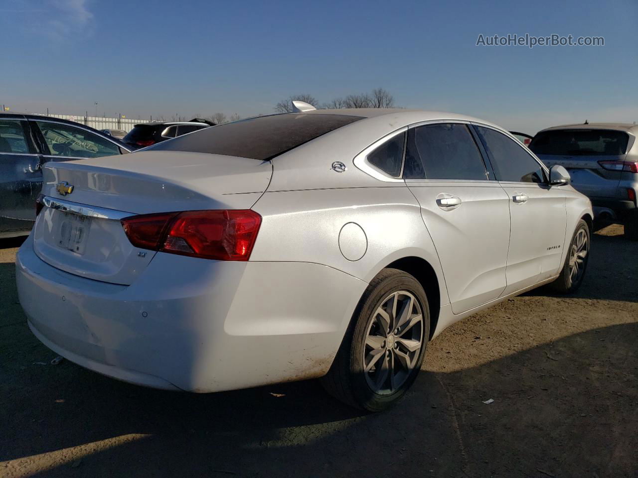 2016 Chevrolet Impala Lt White vin: 2G1105SA4G9188716