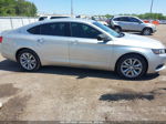 2017 Chevrolet Impala 1lt Серебряный vin: 2G1105SA8H9137852