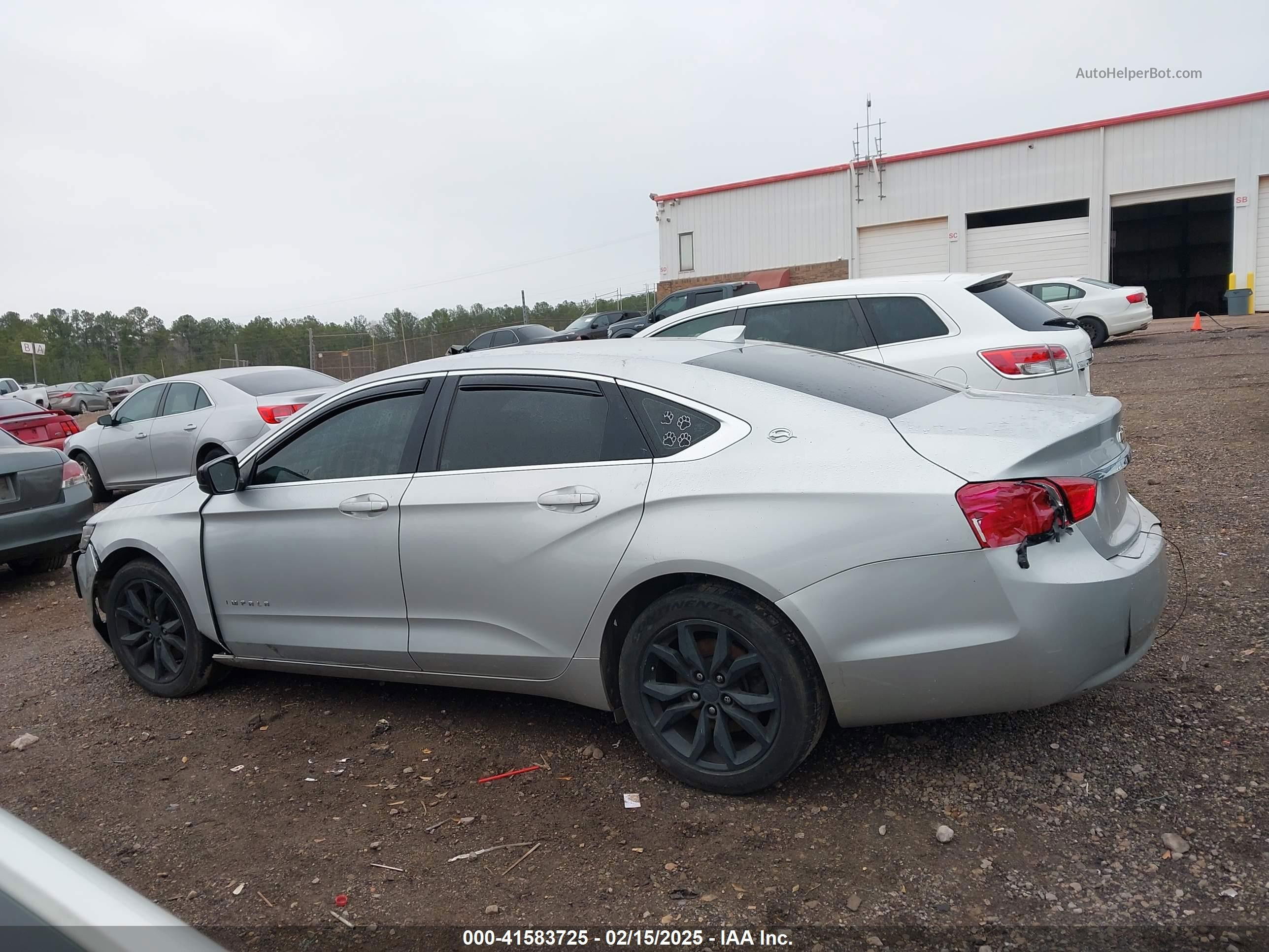 2017 Chevrolet Impala 1lt Silver vin: 2G1105SA8H9153873