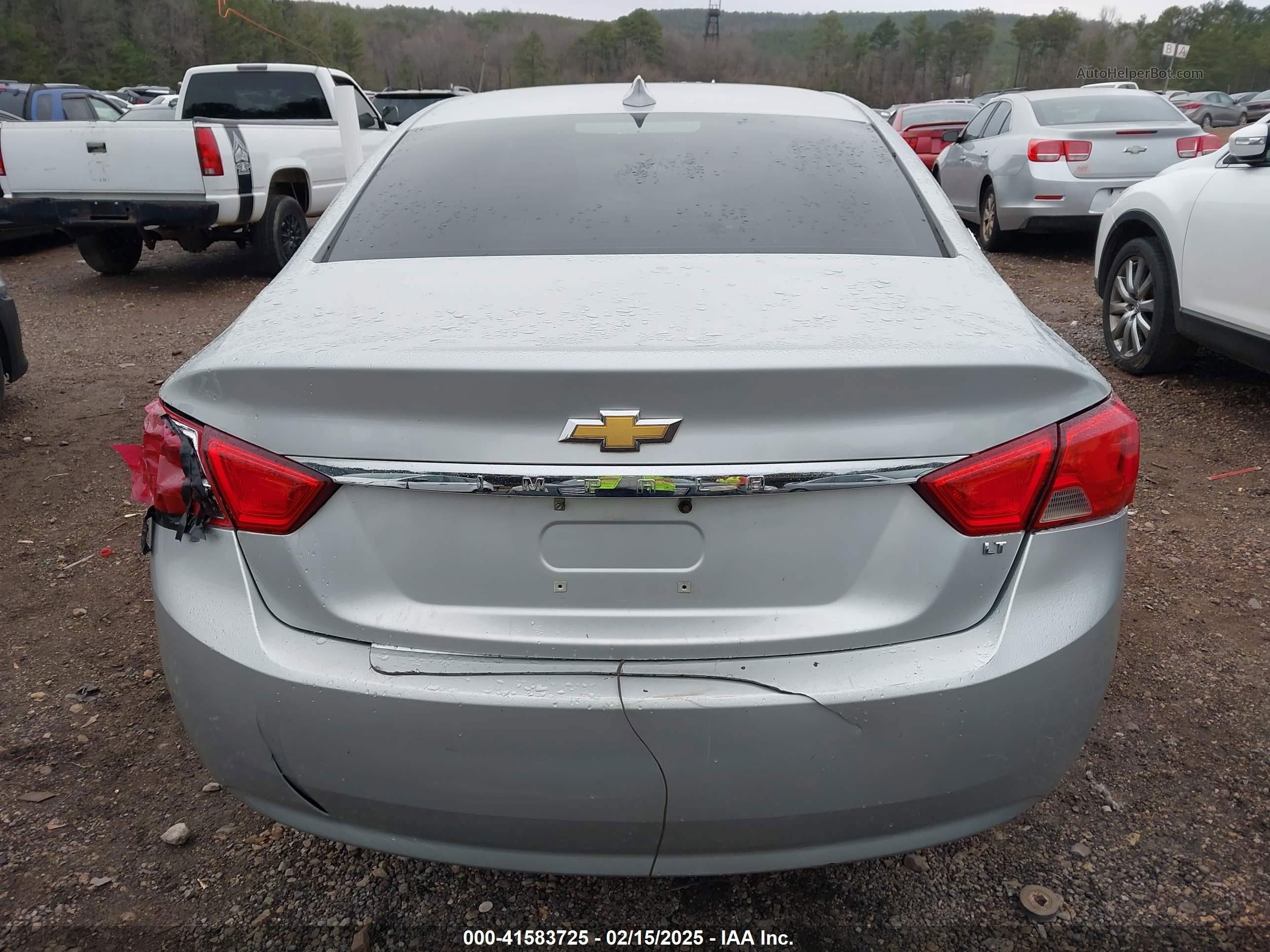 2017 Chevrolet Impala 1lt Silver vin: 2G1105SA8H9153873