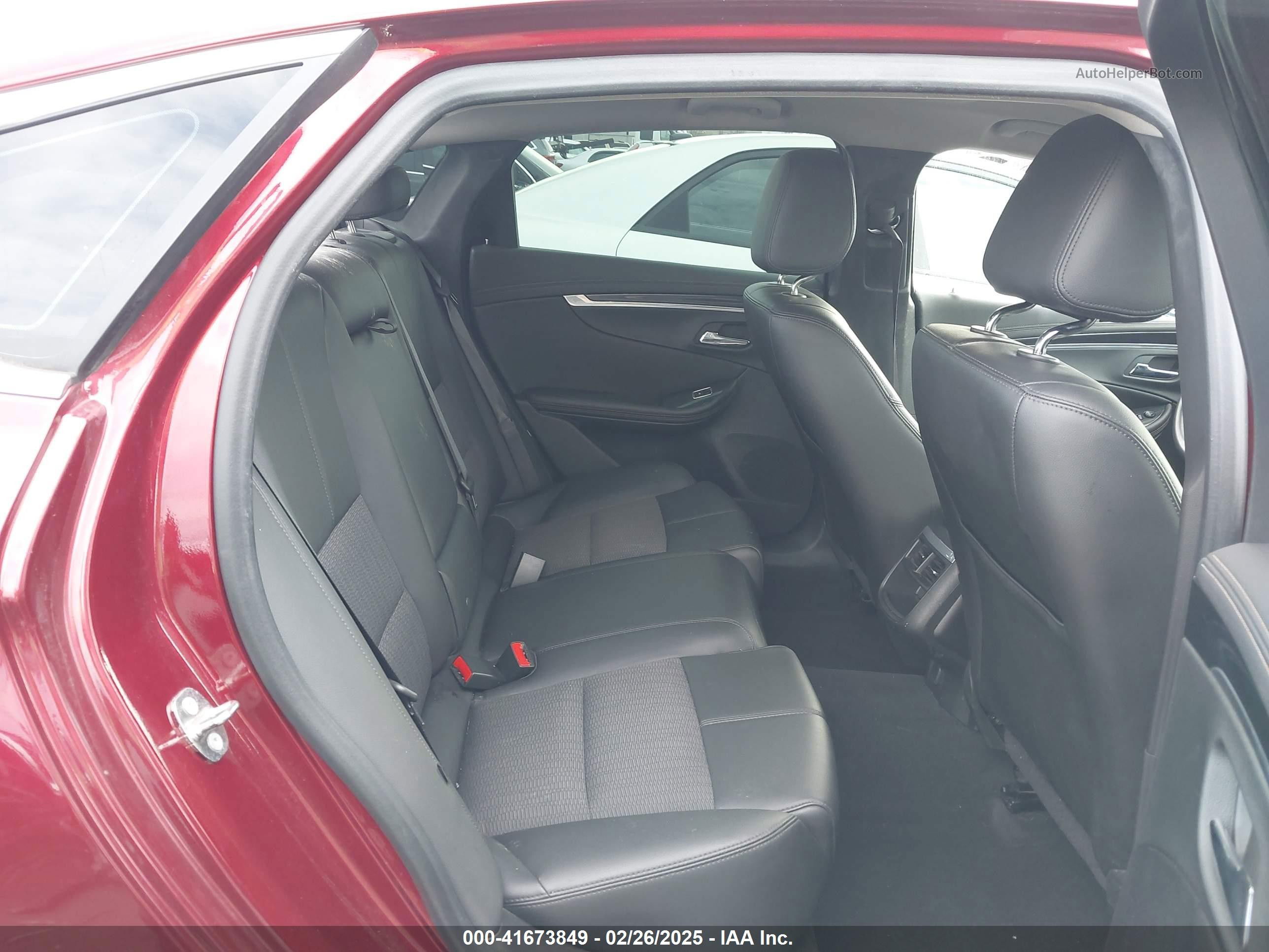 2017 Chevrolet Impala 1lt Красный vin: 2G1105SA9H9192486