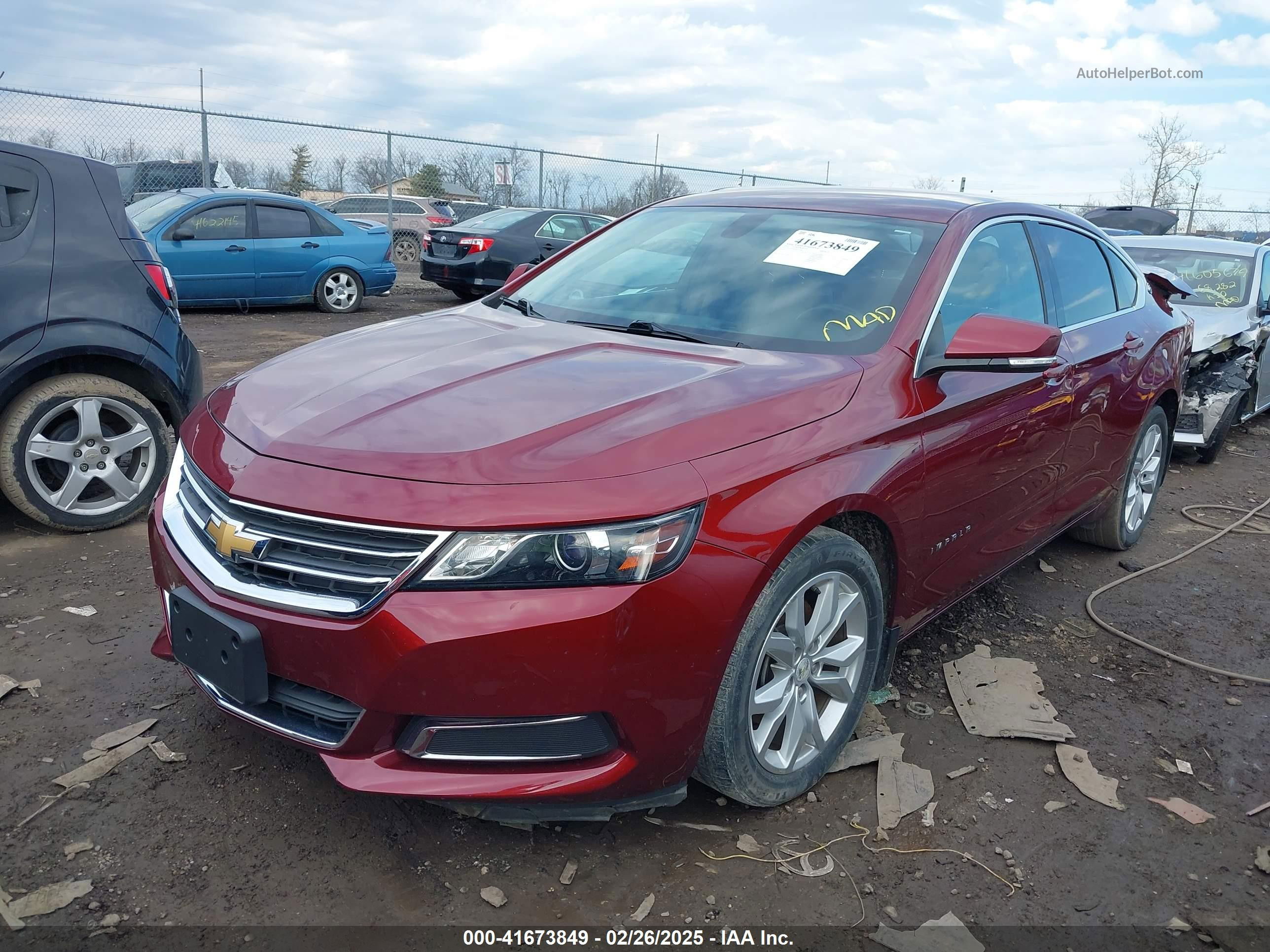 2017 Chevrolet Impala 1lt Красный vin: 2G1105SA9H9192486