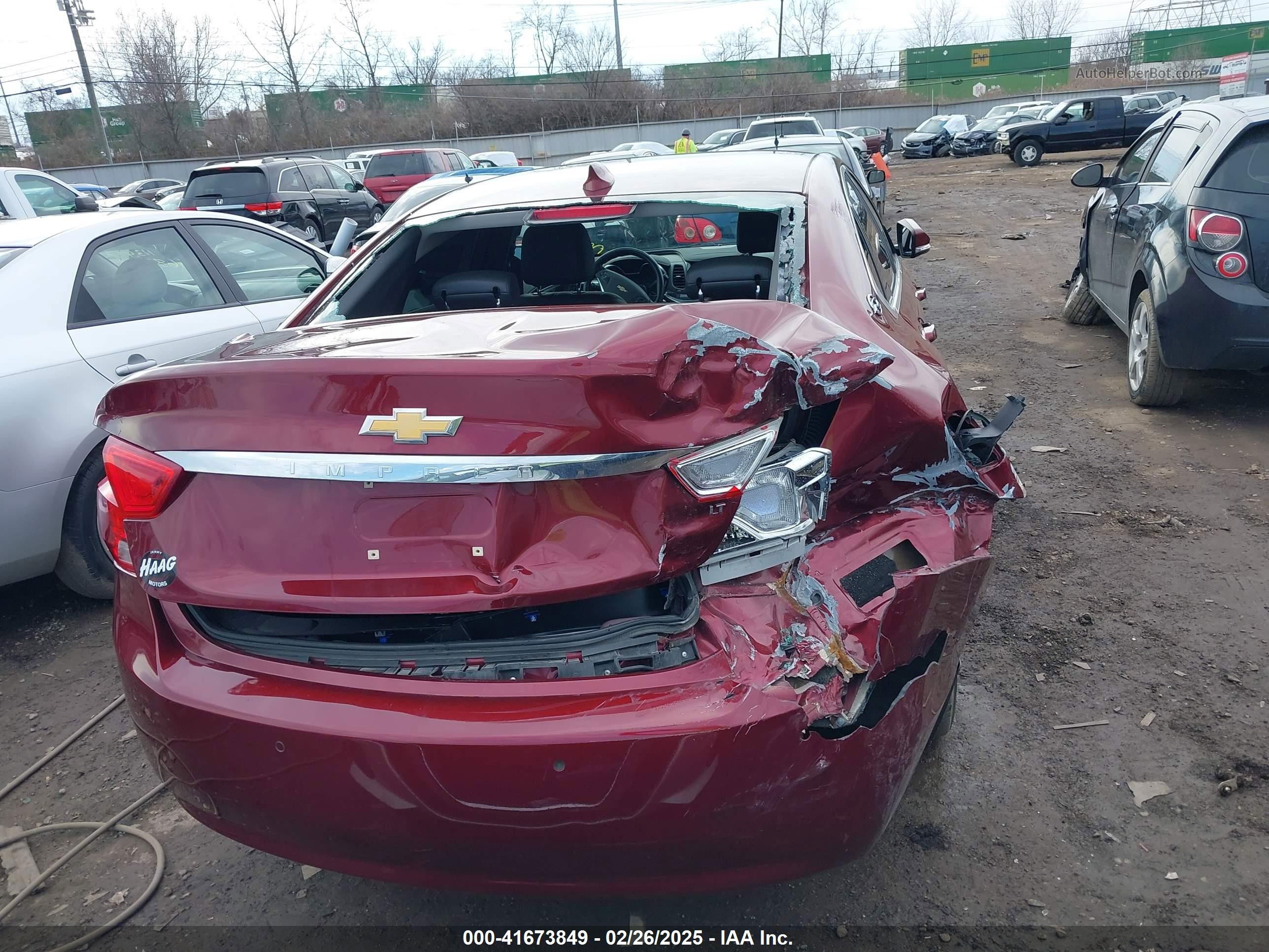 2017 Chevrolet Impala 1lt Красный vin: 2G1105SA9H9192486