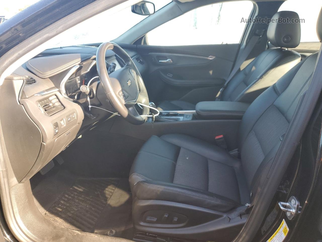 2017 Chevrolet Impala Lt Черный vin: 2G1105SA9H9196411