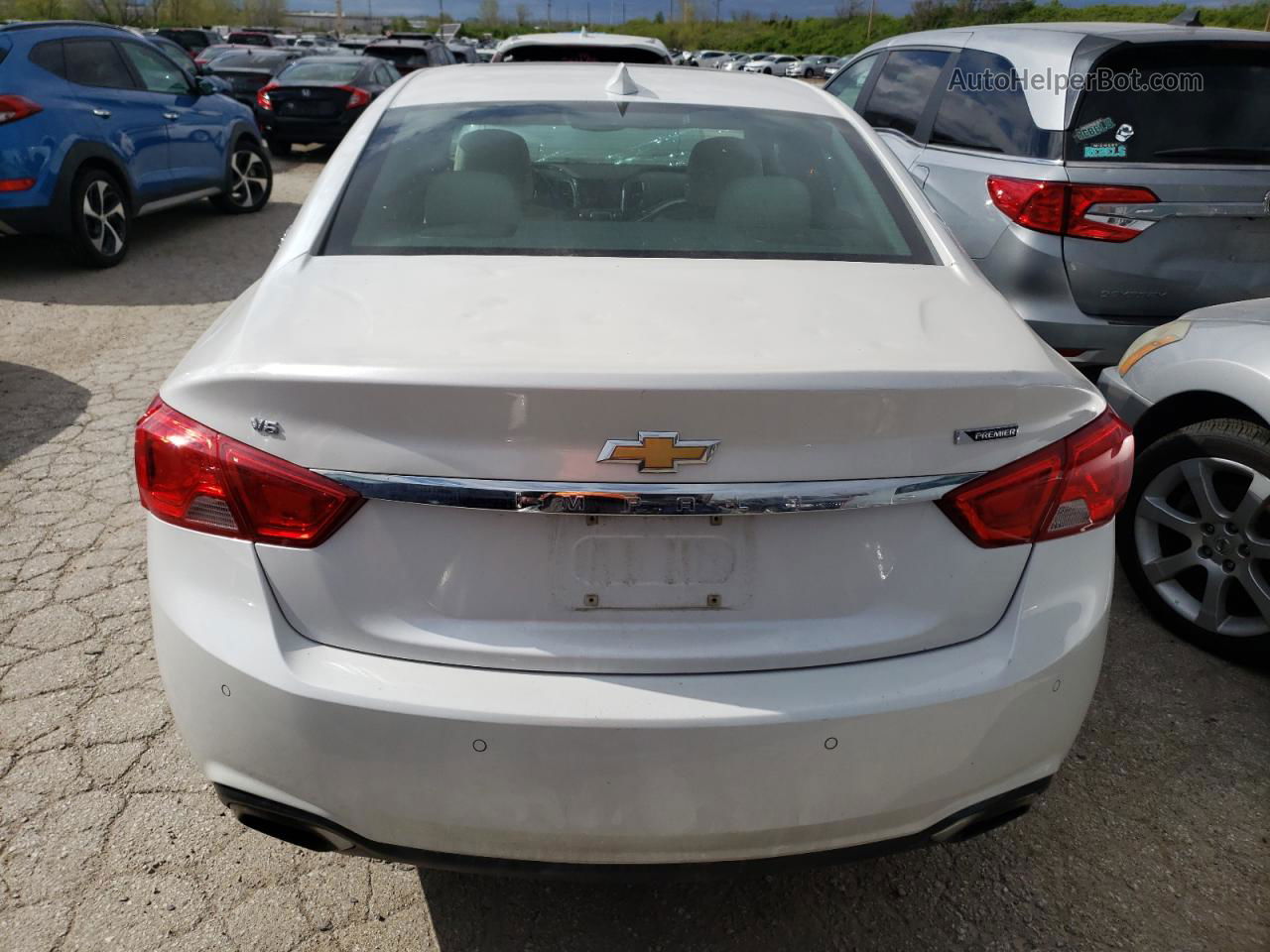 2017 Chevrolet Impala Premier Белый vin: 2G1145S3XH9187433