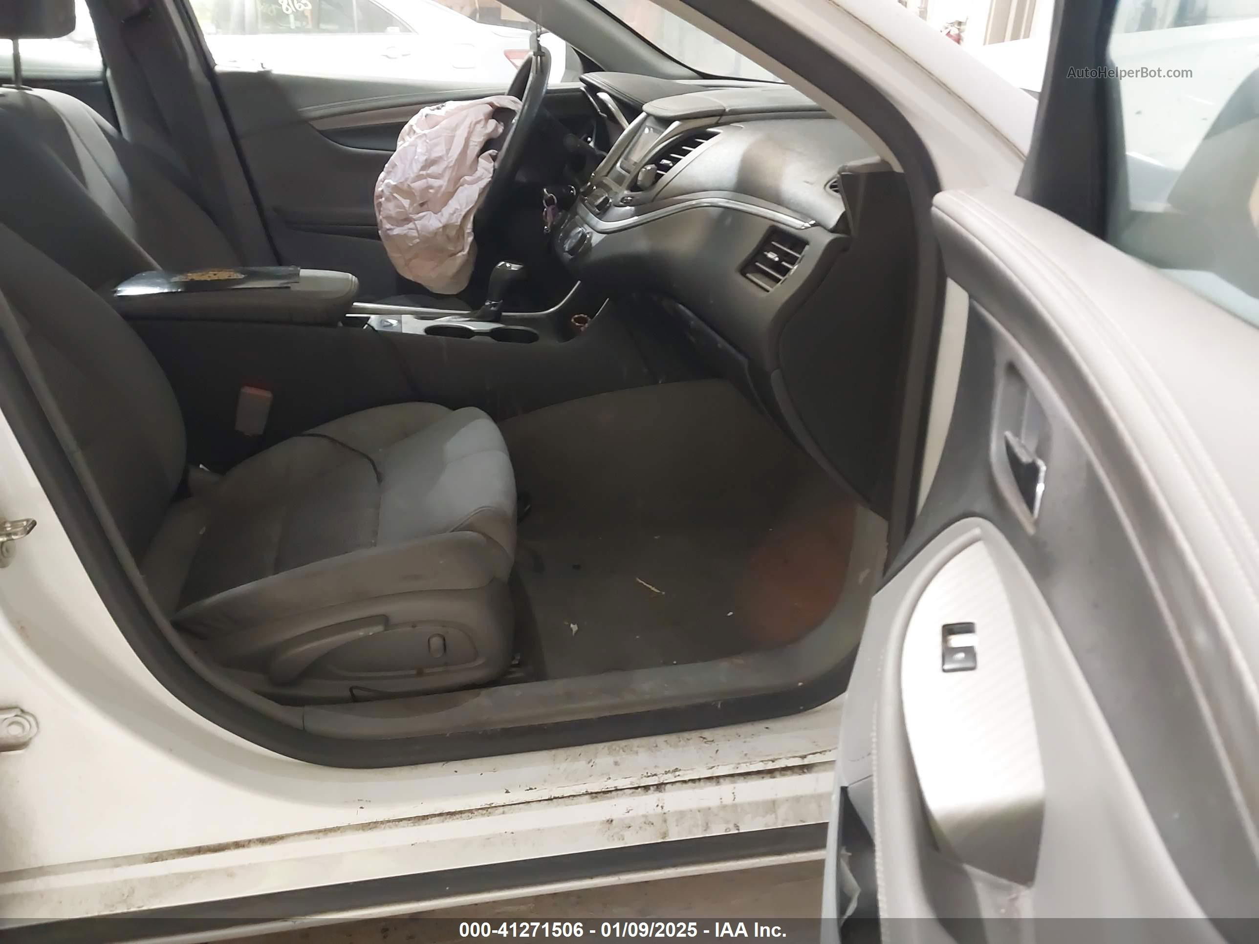 2017 Chevrolet Impala Ls White vin: 2G11Z5SAXH9171667