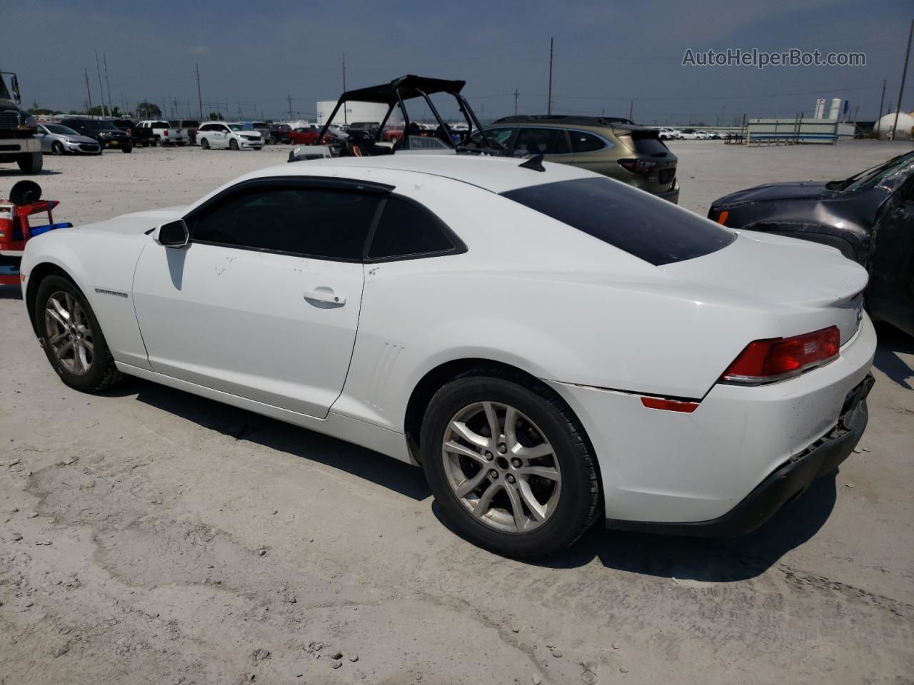 2015 Chevrolet Camaro Ls White vin: 2G1FB1E32F9251431