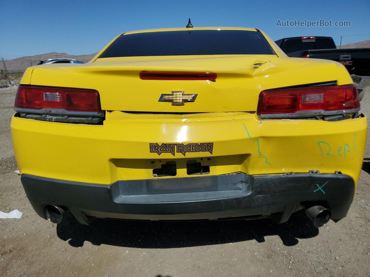 2015 Chevrolet Camaro Ls Yellow vin: 2G1FB1E38F9309168