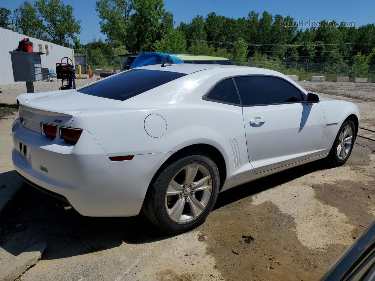 2010 Chevrolet Camaro Ls White vin: 2G1FE1EV9A9204981