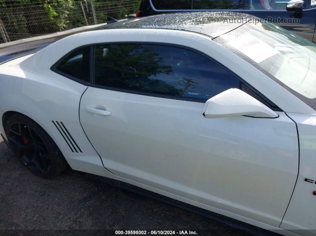 2014 Chevrolet Camaro 1ss White vin: 2G1FS1EW1E9206408