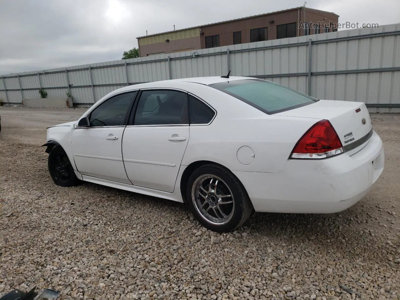 2011 Chevrolet Impala Ls White vin: 2G1WA5EK6B1329557