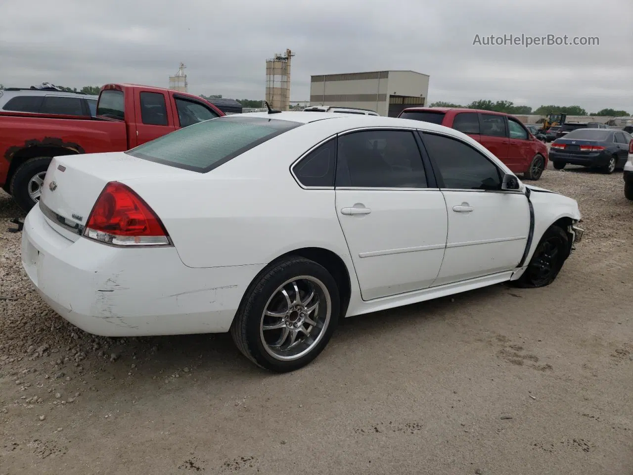 2011 Chevrolet Impala Ls White vin: 2G1WA5EK6B1329557