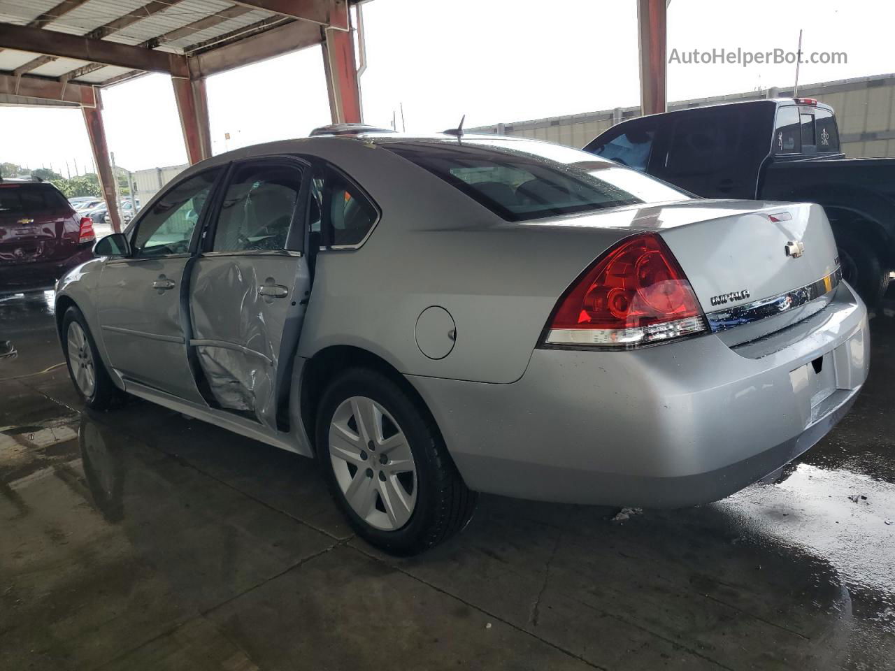 2011 Chevrolet Impala Ls Silver vin: 2G1WA5EK9B1313157