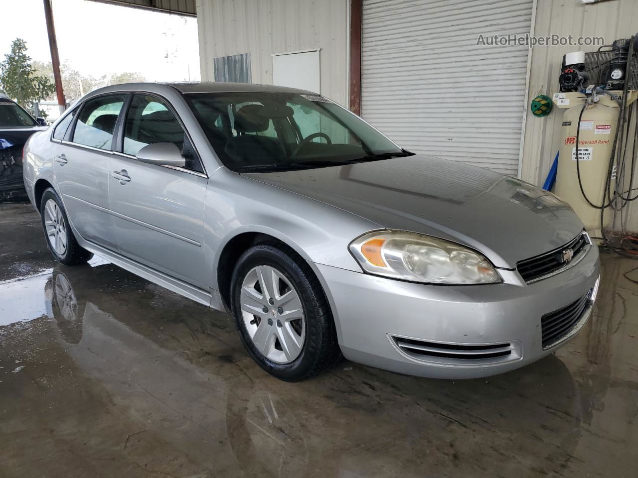 2011 Chevrolet Impala Ls Silver vin: 2G1WA5EK9B1313157