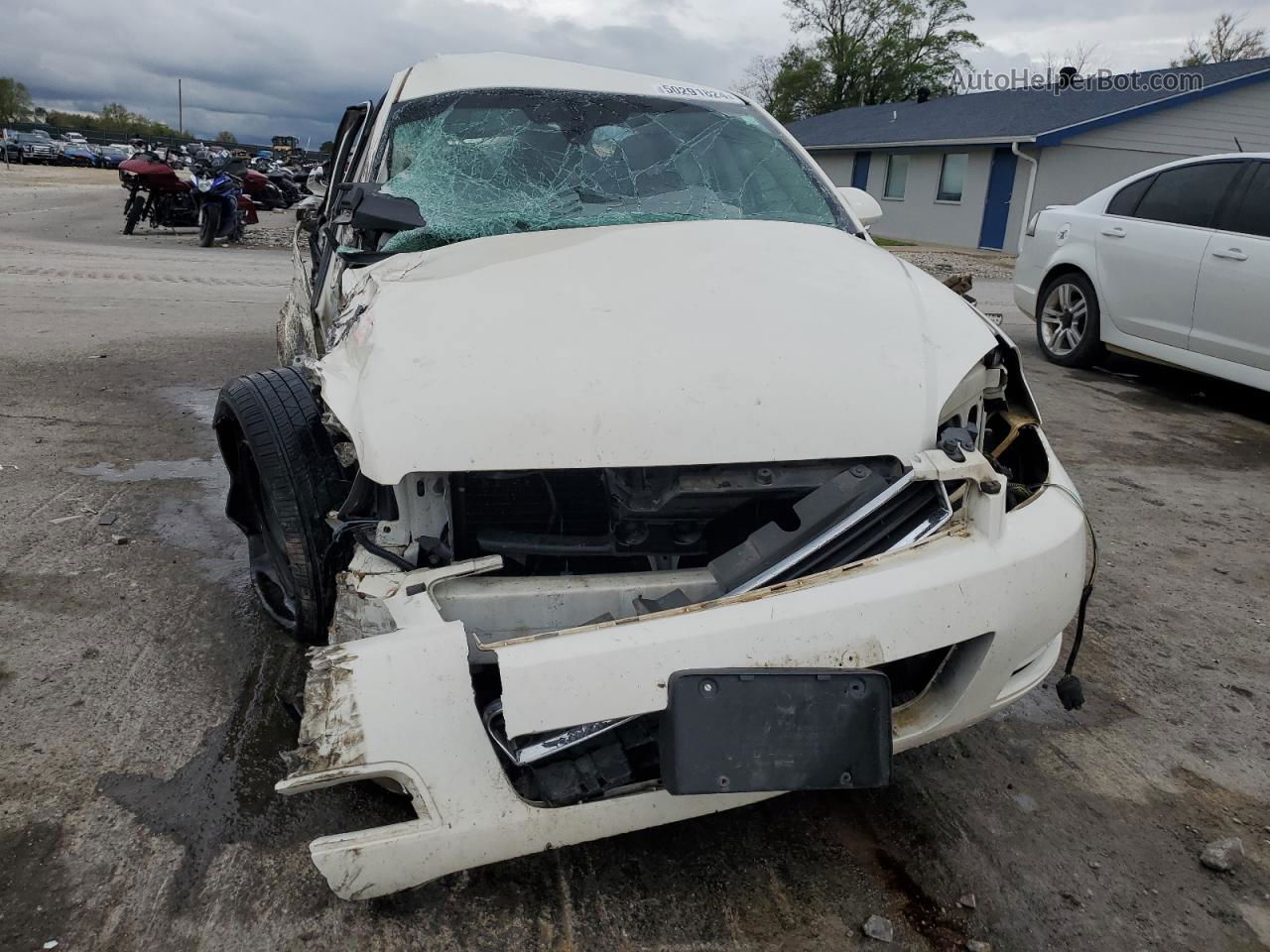 2009 Chevrolet Impala Ls White vin: 2G1WB57K091102773