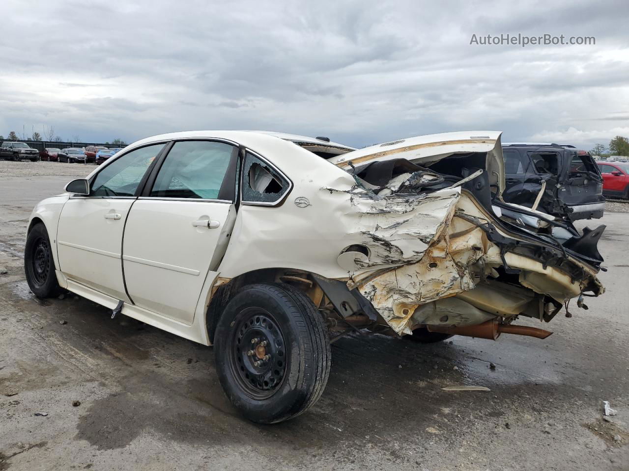 2009 Chevrolet Impala Ls White vin: 2G1WB57K091102773