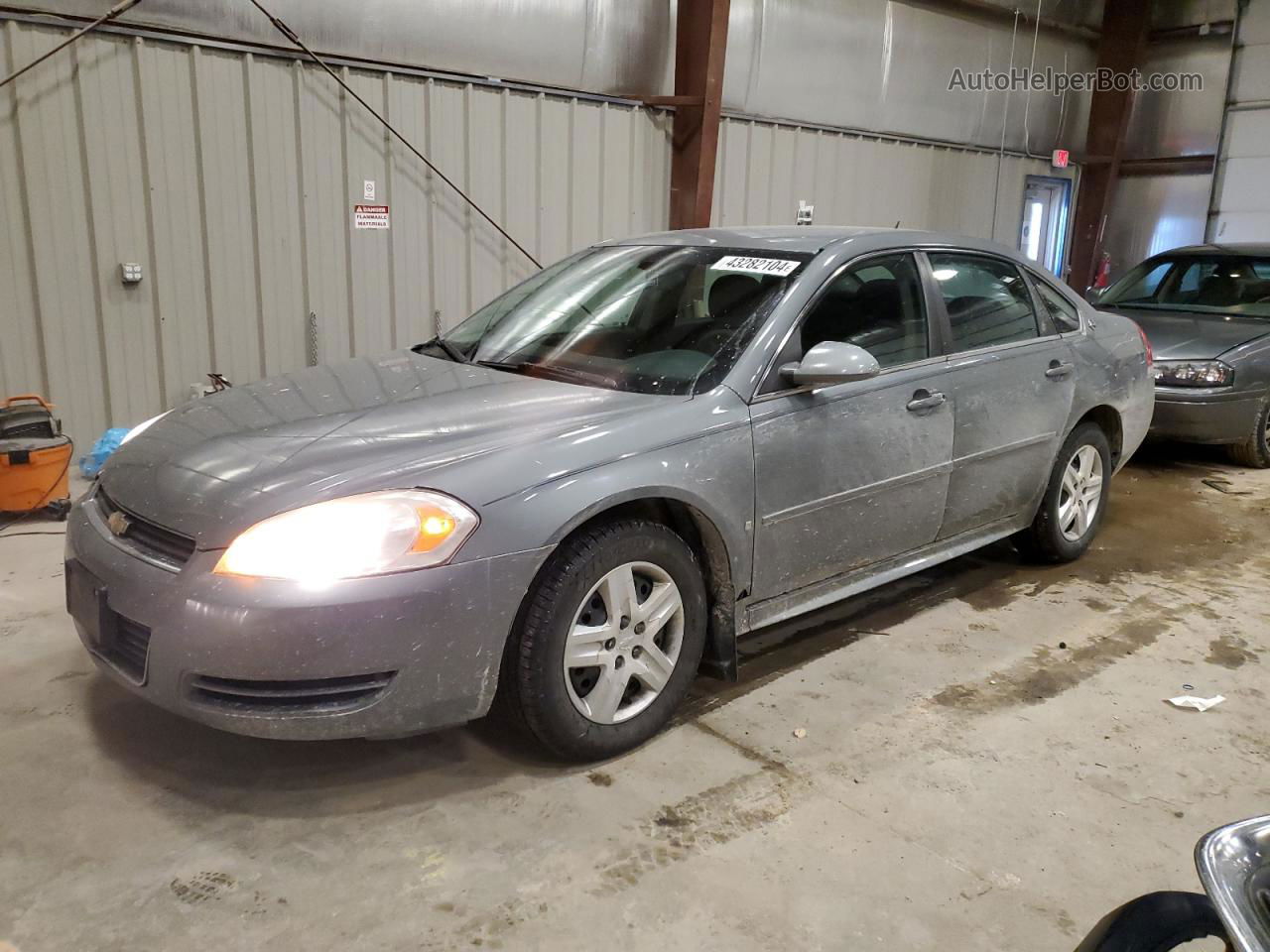 2009 Chevrolet Impala Ls Серый vin: 2G1WB57K091266962