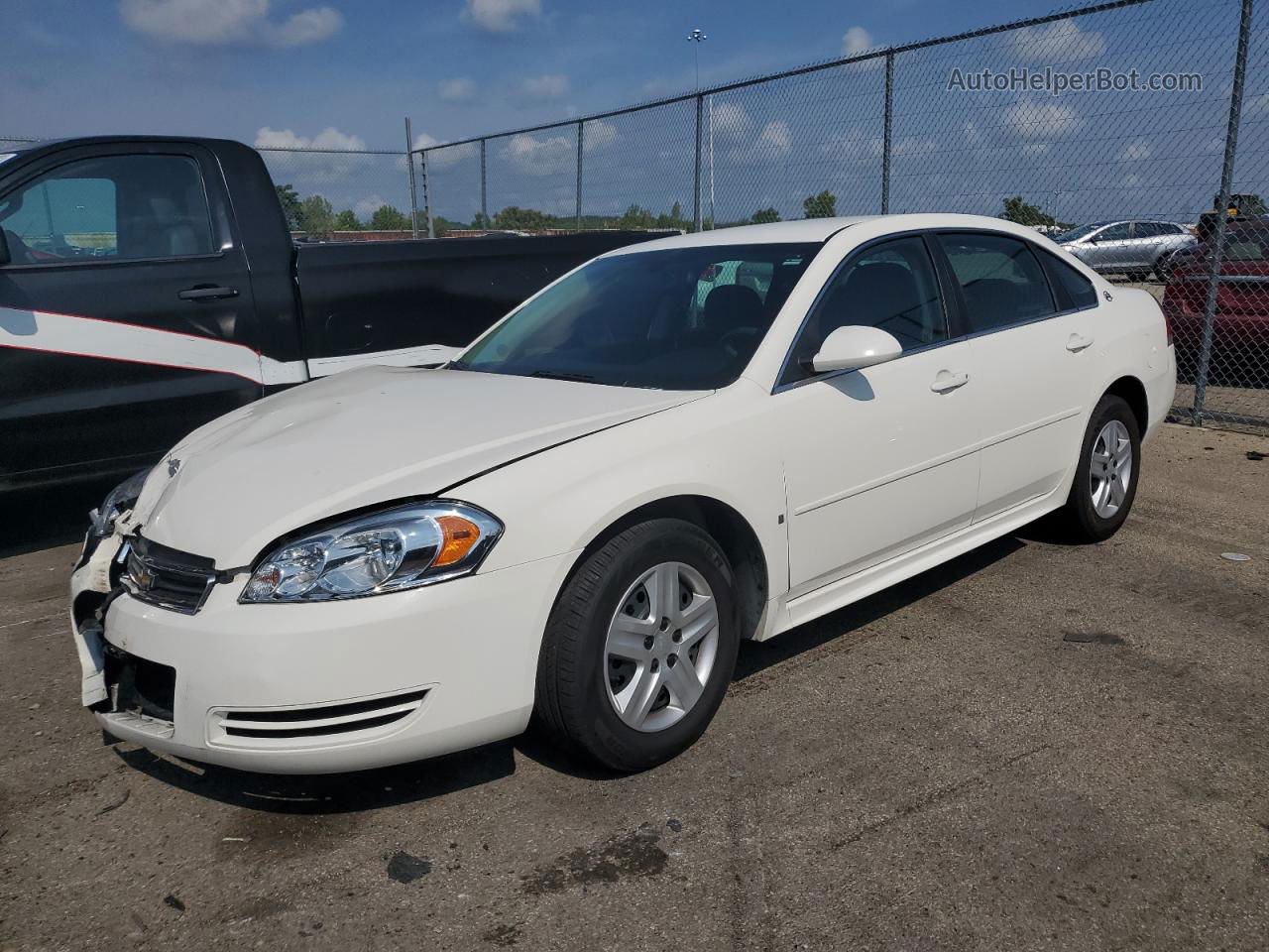 2009 Chevrolet Impala Ls White vin: 2G1WB57K991176127