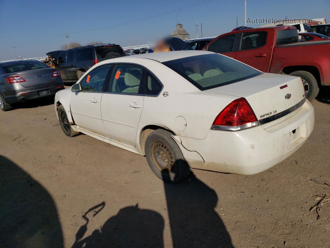 2009 Chevrolet Impala Ls Белый vin: 2G1WB57KX91287236