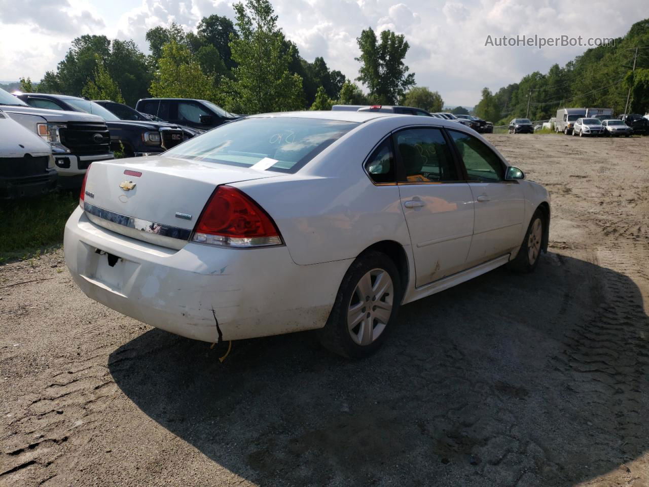 2011 Chevrolet Impala Ls Белый vin: 2G1WF5EK2B1101993