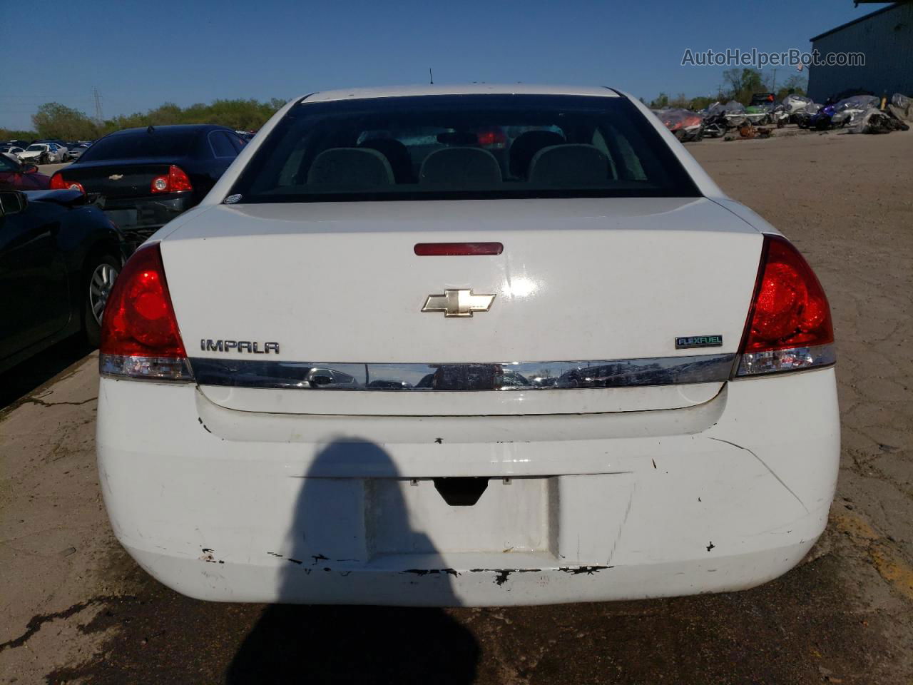 2011 Chevrolet Impala Ls White vin: 2G1WF5EK2B1214150