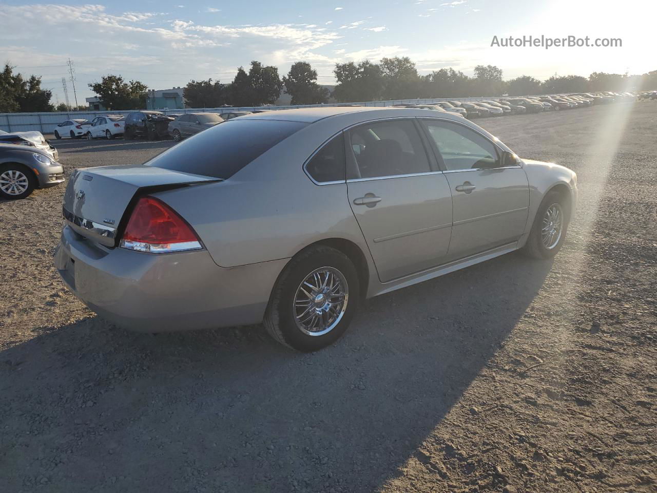 2011 Chevrolet Impala Ls Gold vin: 2G1WF5EK3B1142441