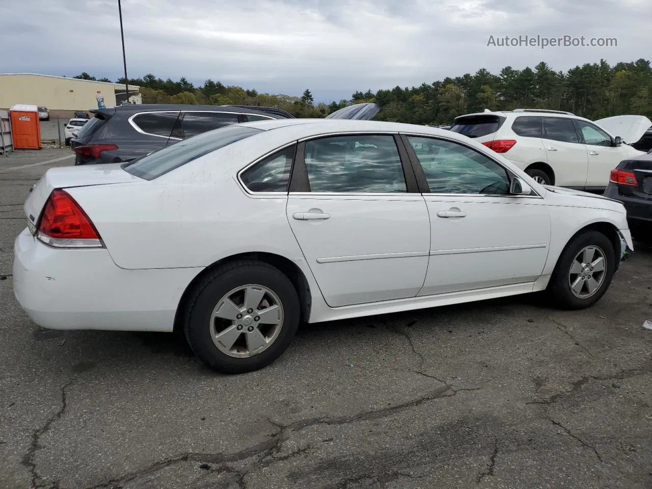 2011 Chevrolet Impala Ls White vin: 2G1WF5EK5B1139783