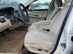 2011 Chevrolet Impala Ls Белый vin: 2G1WF5EK5B1289263
