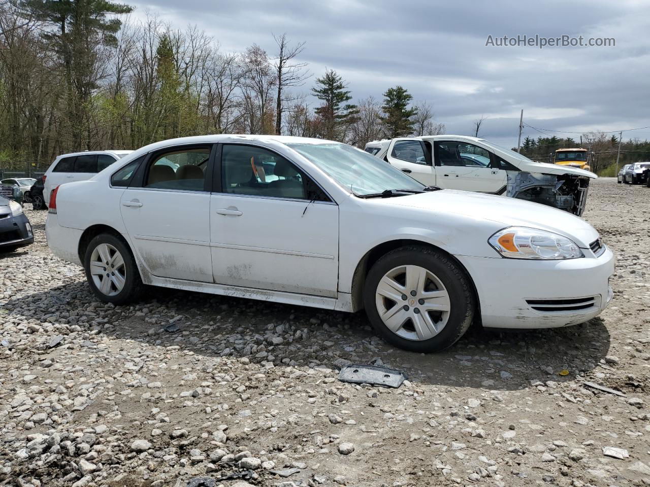 2011 Chevrolet Impala Ls Белый vin: 2G1WF5EK5B1289263