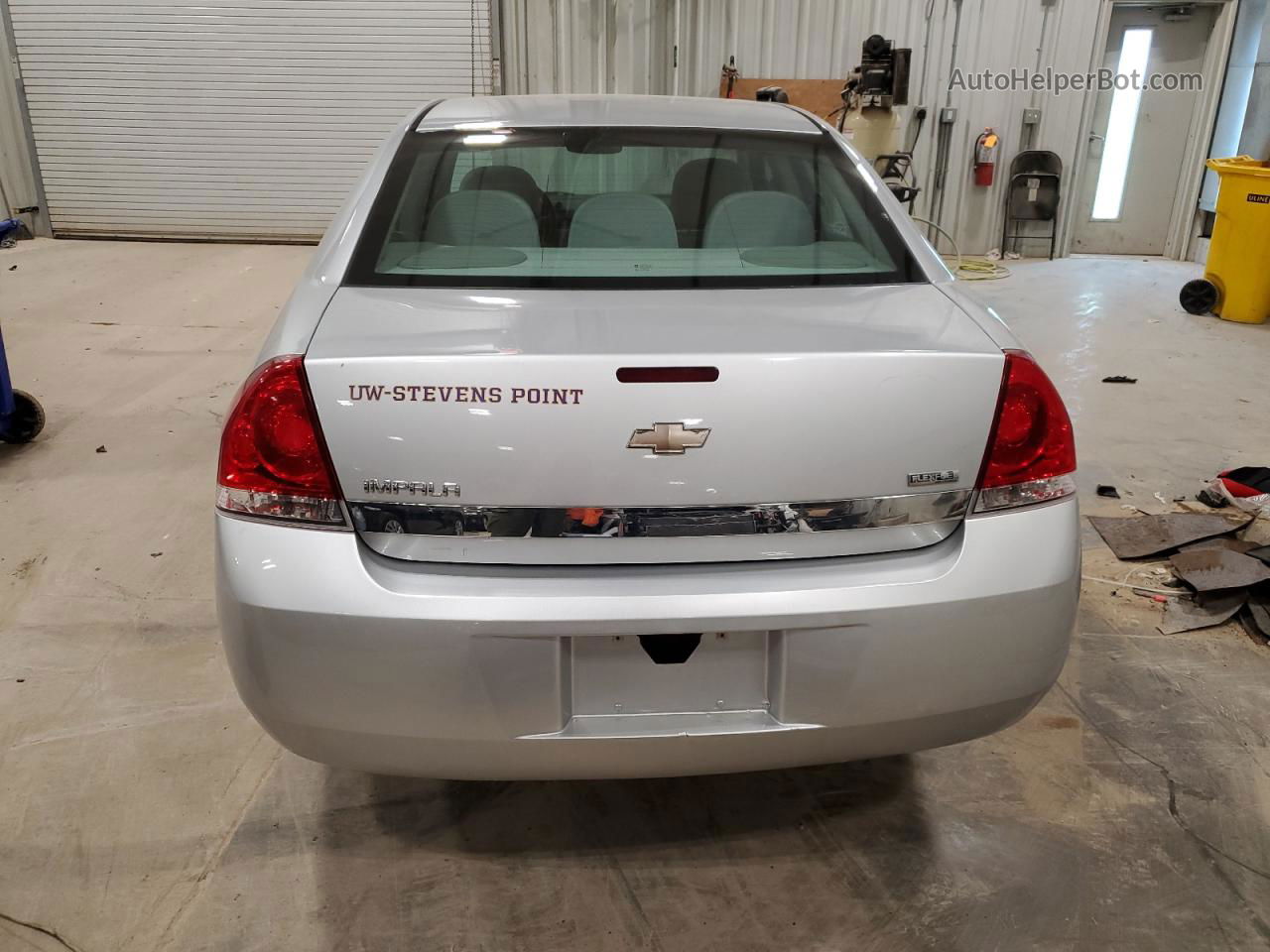 2011 Chevrolet Impala Ls Silver vin: 2G1WF5EK6B1300755